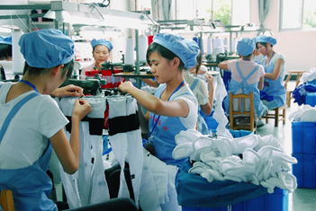 京喜12.12升級(jí)社交新玩法 低價(jià)推出50萬(wàn)款工廠造好貨，助力裝潢裝飾工程